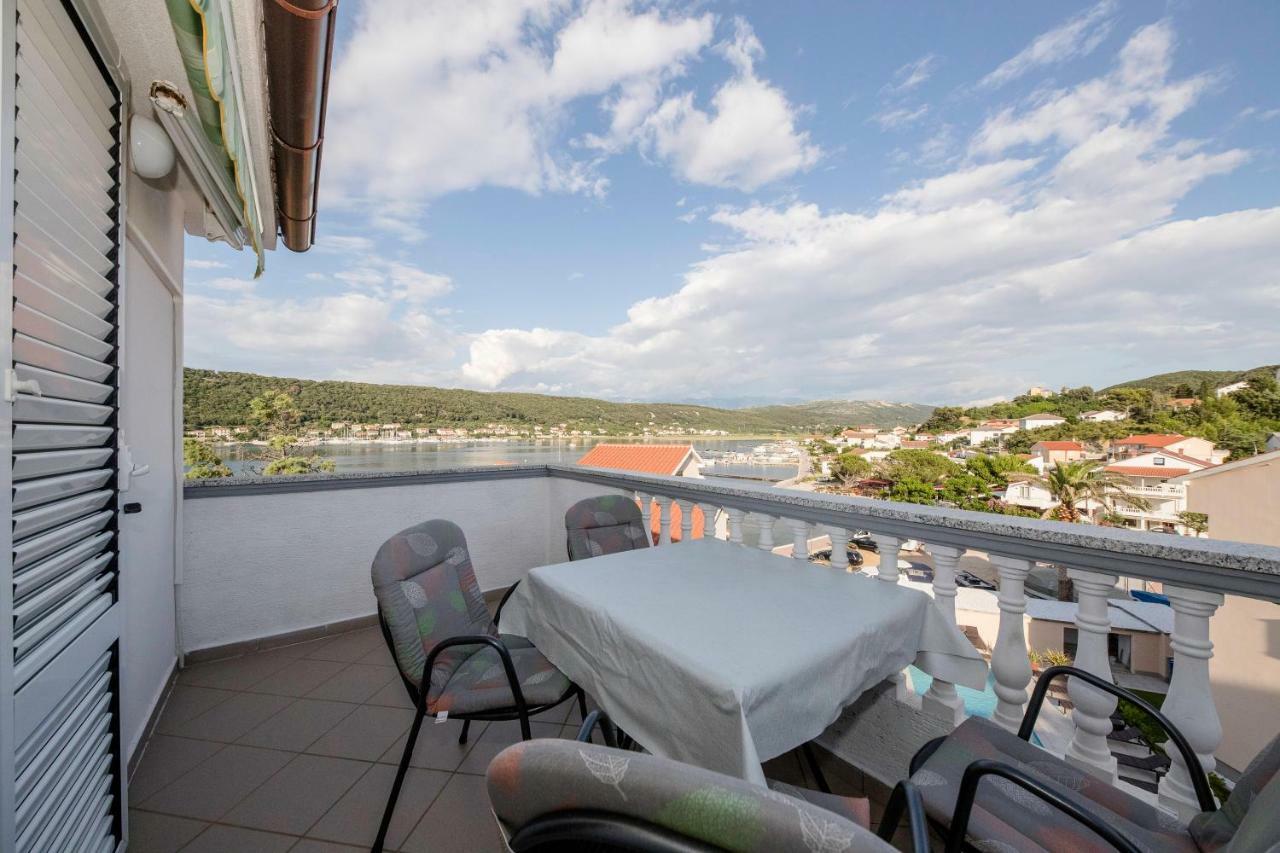 Apartmani Sanjin Tariba Supetarska Draga Kültér fotó