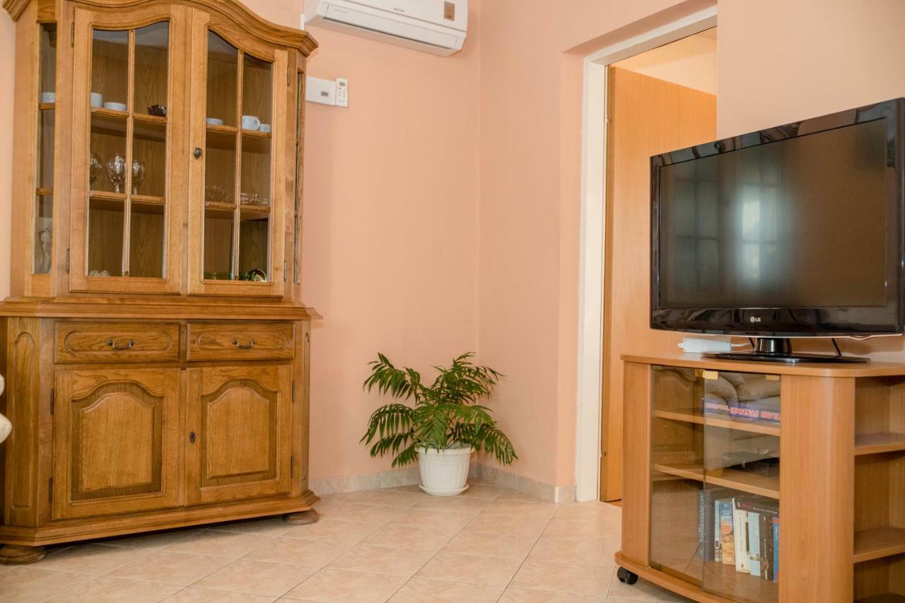 Apartmani Sanjin Tariba Supetarska Draga Kültér fotó