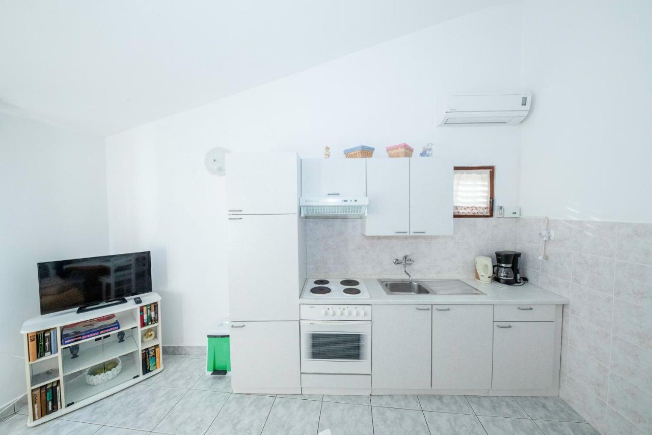 Apartmani Sanjin Tariba Supetarska Draga Kültér fotó