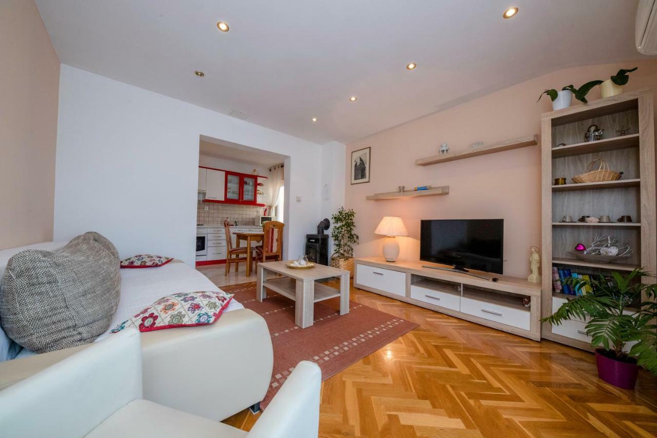 Apartmani Sanjin Tariba Supetarska Draga Kültér fotó