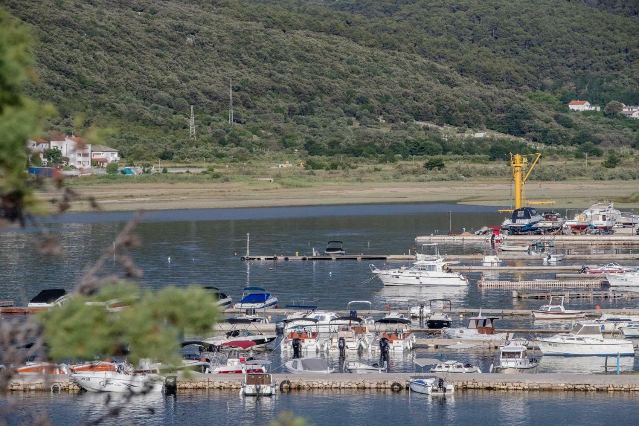 Apartmani Sanjin Tariba Supetarska Draga Kültér fotó